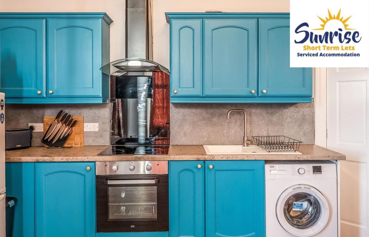 Presidential Apartment, Family Home, Luxury Bedrooms, 2 Rooms, 1 King Bed, 2 Single Beds, Free Wifi, Free Parking, Tourists, Business Travelers, Relocation, Beautiful River Views, - Long Stays, Invoice And Reduced Price Are Only Via Sunrise Short Let 던디 외부 사진
