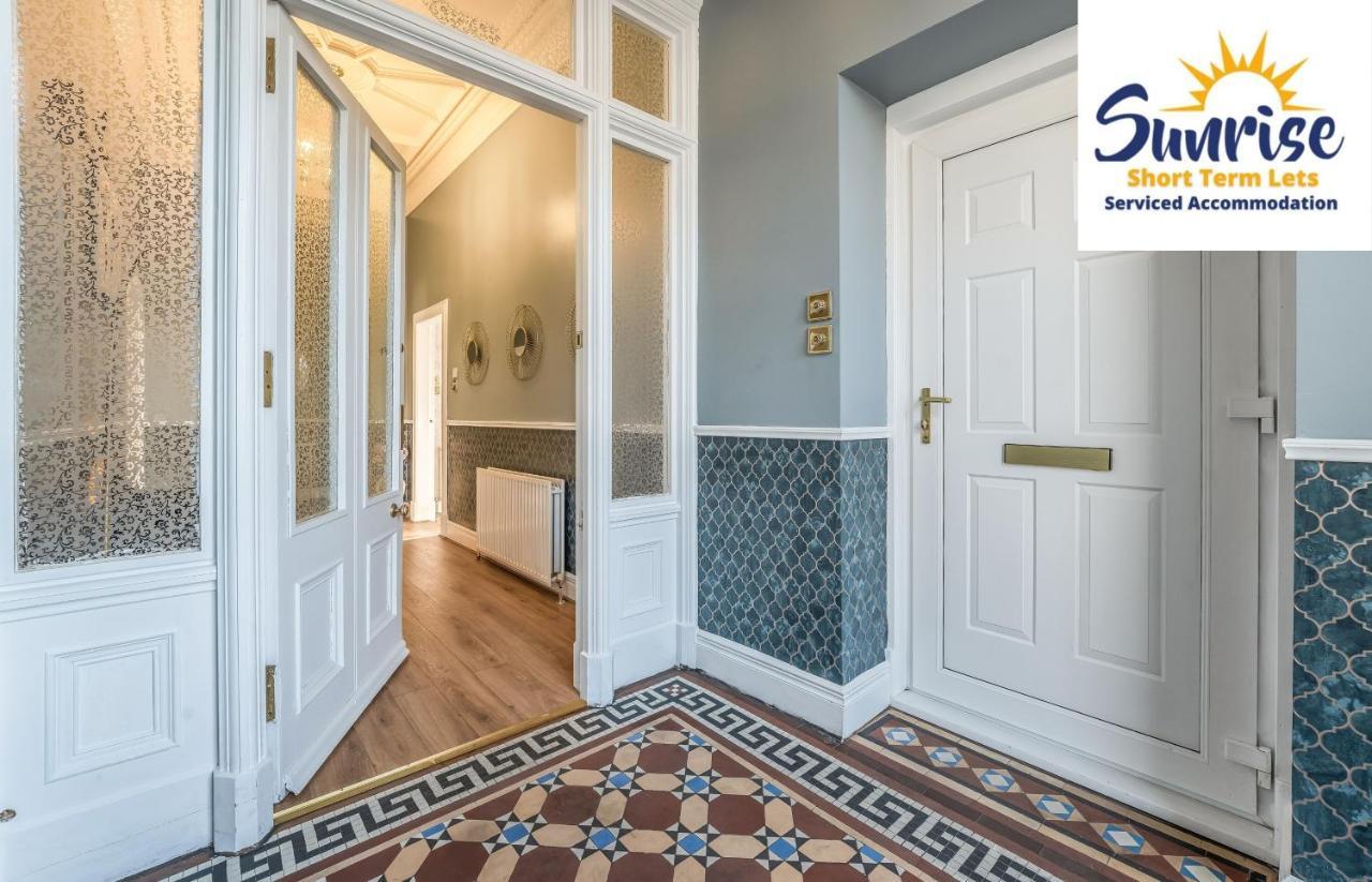 Presidential Apartment, Family Home, Luxury Bedrooms, 2 Rooms, 1 King Bed, 2 Single Beds, Free Wifi, Free Parking, Tourists, Business Travelers, Relocation, Beautiful River Views, - Long Stays, Invoice And Reduced Price Are Only Via Sunrise Short Let 던디 외부 사진