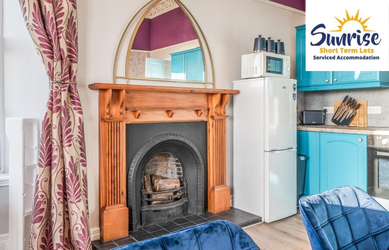 Presidential Apartment, Family Home, Luxury Bedrooms, 2 Rooms, 1 King Bed, 2 Single Beds, Free Wifi, Free Parking, Tourists, Business Travelers, Relocation, Beautiful River Views, - Long Stays, Invoice And Reduced Price Are Only Via Sunrise Short Let 던디 외부 사진