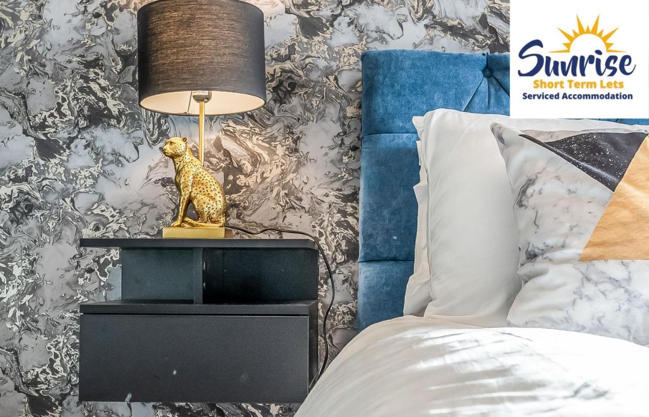 Presidential Apartment, Family Home, Luxury Bedrooms, 2 Rooms, 1 King Bed, 2 Single Beds, Free Wifi, Free Parking, Tourists, Business Travelers, Relocation, Beautiful River Views, - Long Stays, Invoice And Reduced Price Are Only Via Sunrise Short Let 던디 외부 사진