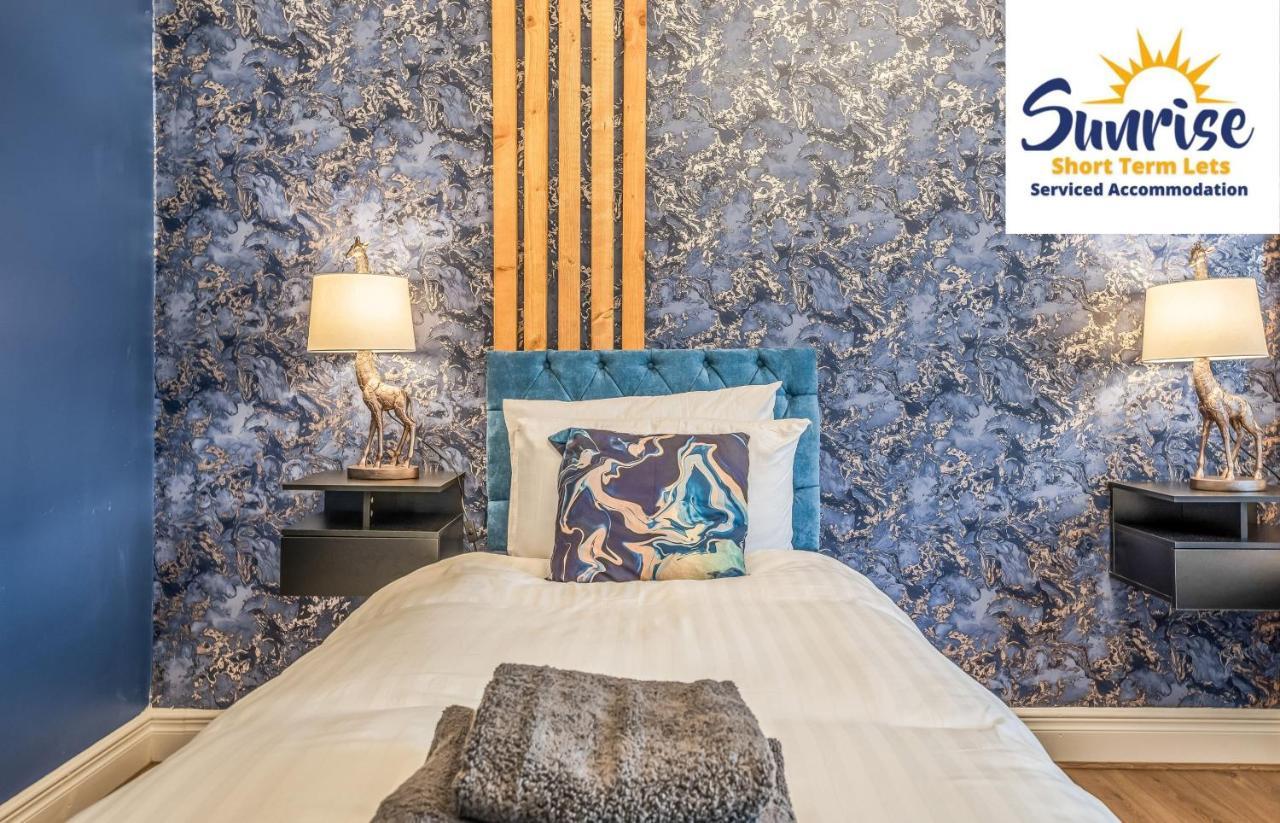 Presidential Apartment, Family Home, Luxury Bedrooms, 2 Rooms, 1 King Bed, 2 Single Beds, Free Wifi, Free Parking, Tourists, Business Travelers, Relocation, Beautiful River Views, - Long Stays, Invoice And Reduced Price Are Only Via Sunrise Short Let 던디 외부 사진