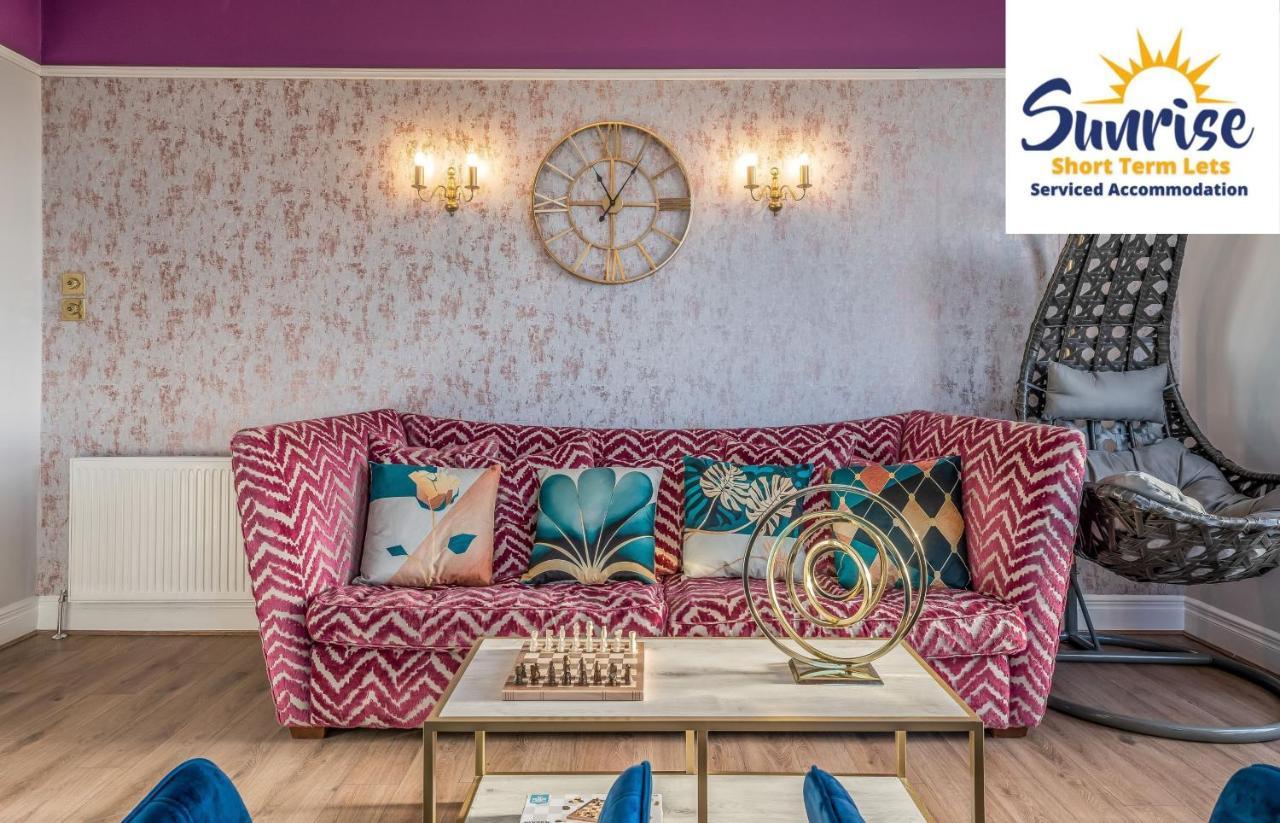 Presidential Apartment, Family Home, Luxury Bedrooms, 2 Rooms, 1 King Bed, 2 Single Beds, Free Wifi, Free Parking, Tourists, Business Travelers, Relocation, Beautiful River Views, - Long Stays, Invoice And Reduced Price Are Only Via Sunrise Short Let 던디 외부 사진